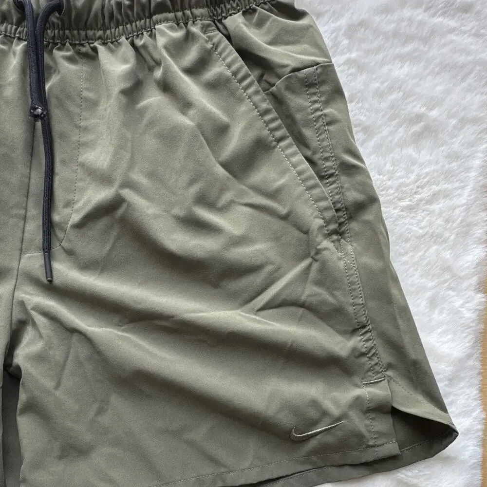 Nike Dri-FIT Men’s Green Athletic Activewear Shorts 5